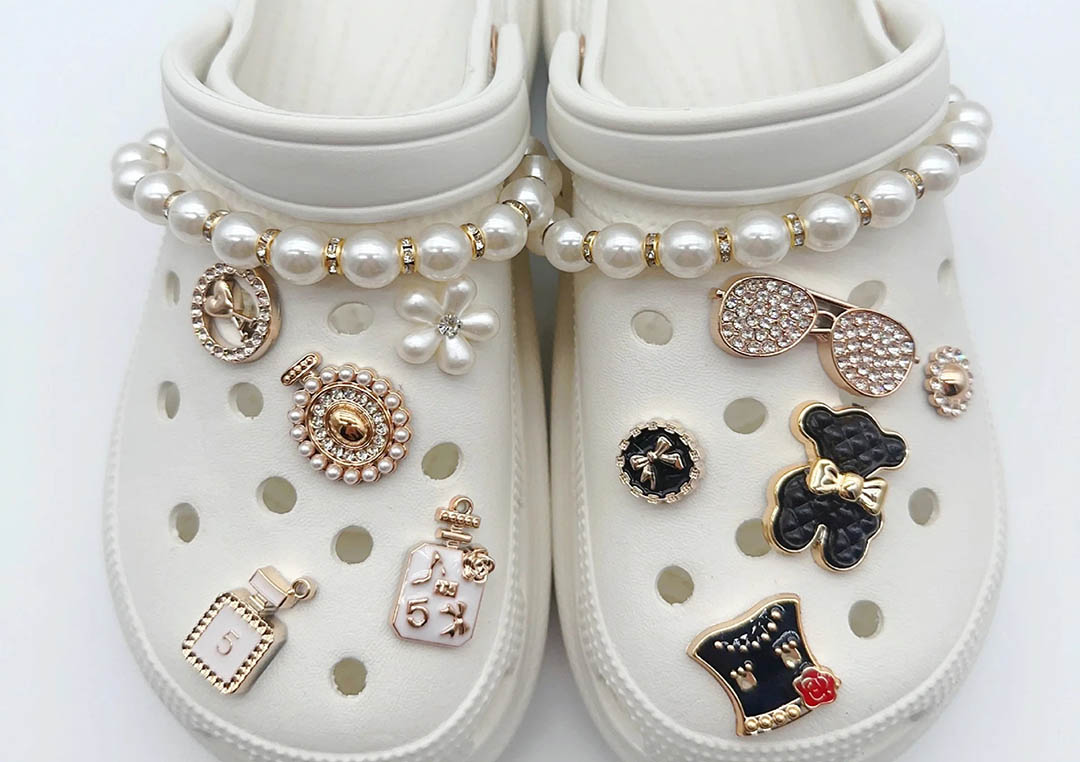 Summer Travel Essentials: Crocs for Every Adventure in Singapore